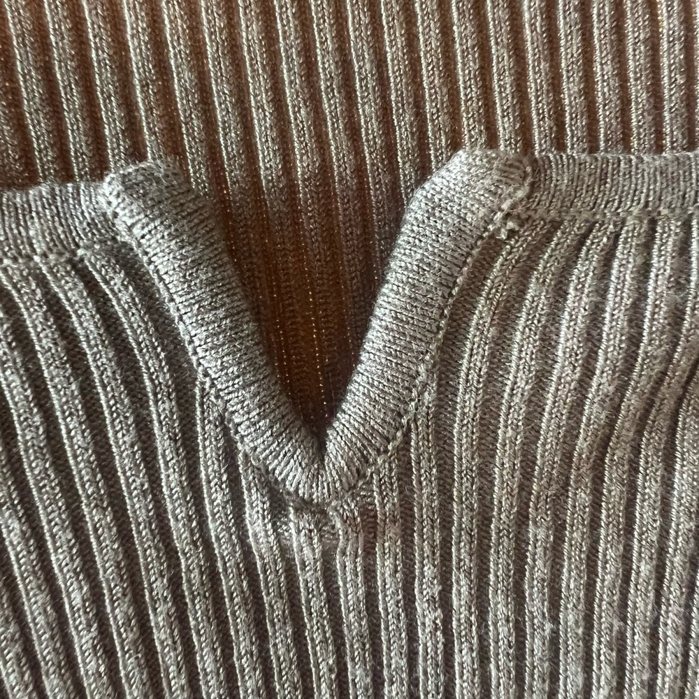 Chic Ribbed Long Sleeve Bodysuit - Picture 4 of 7